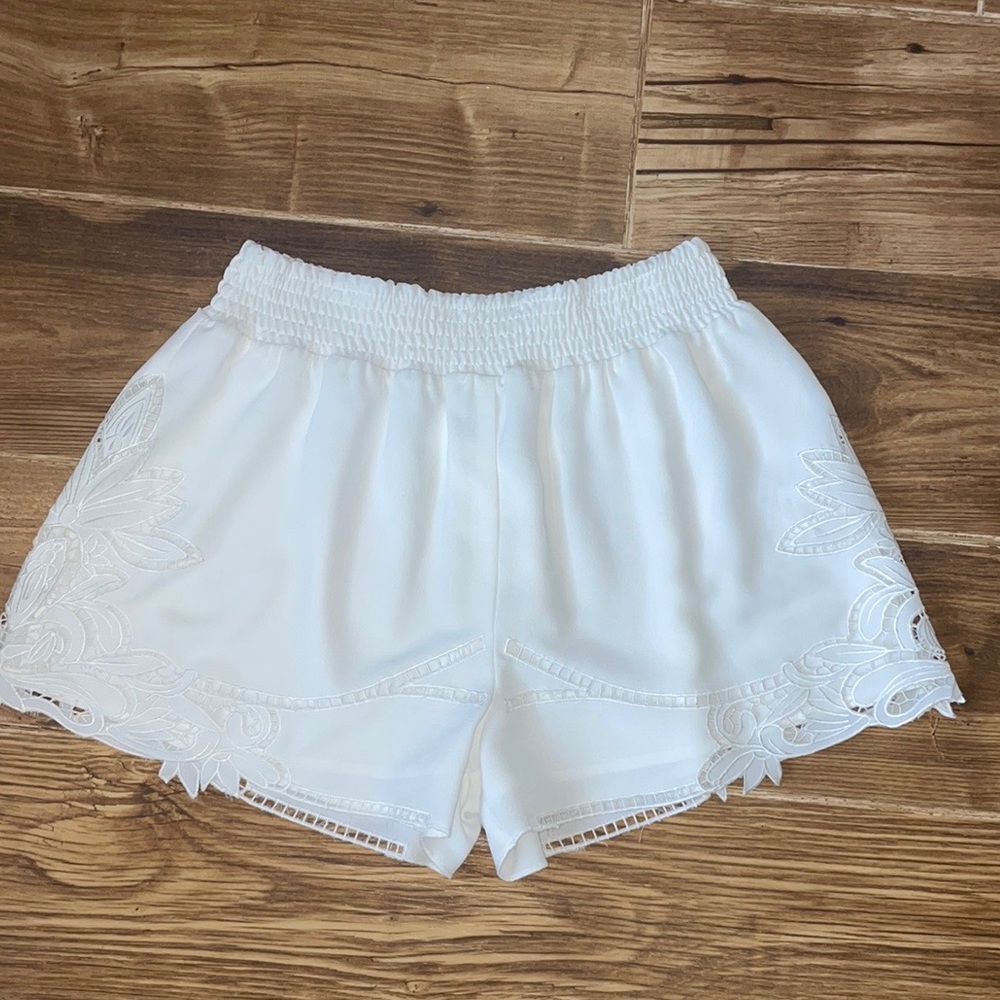 Lover + Friends REVOLVE BRIDE white Lacey Xs shorts